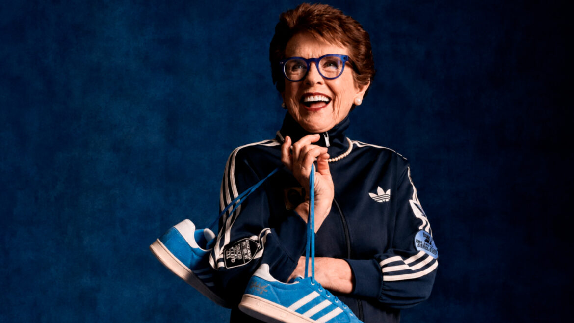 4EVA - Torna la scarpa blu di Billie Jean King