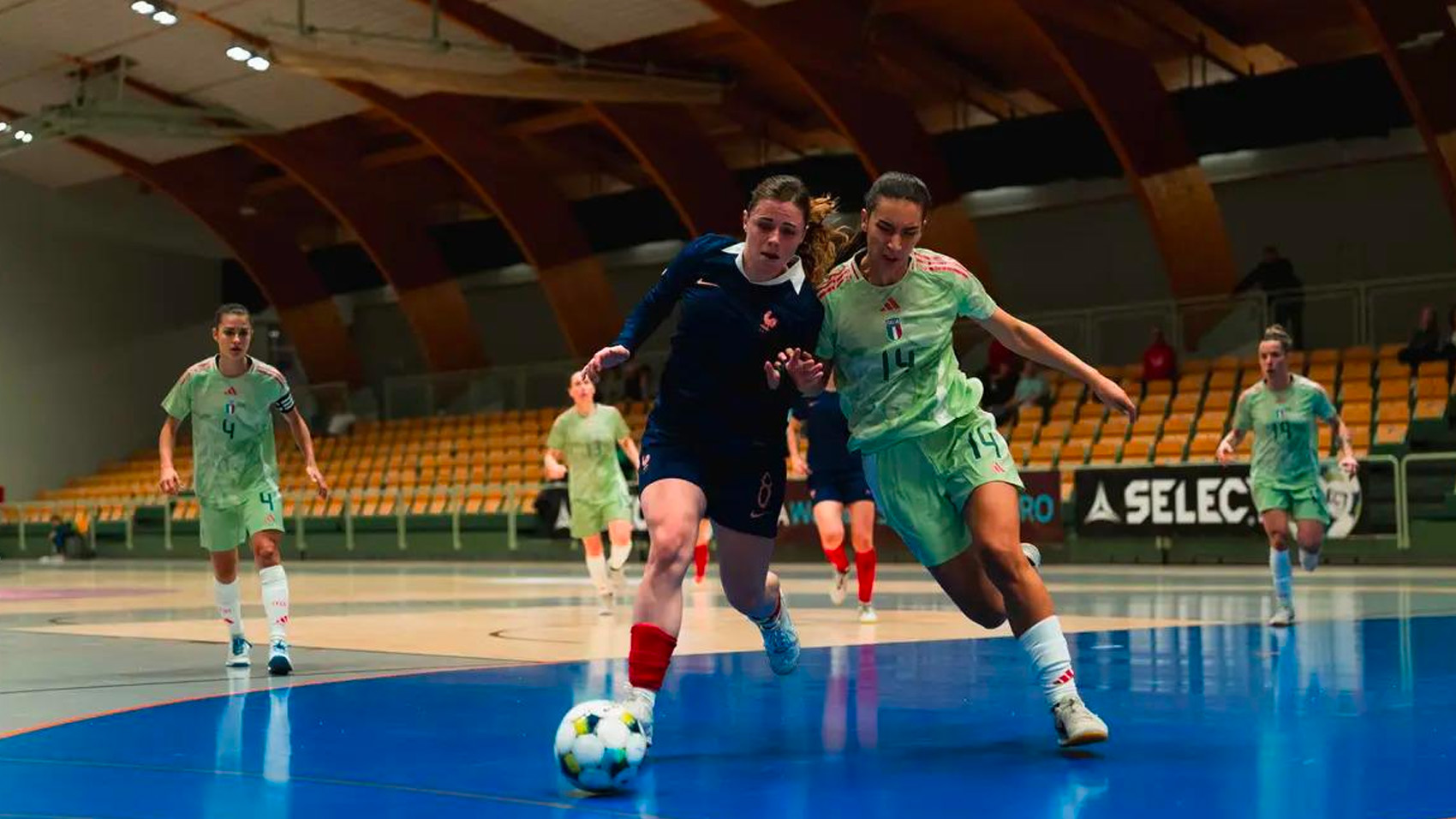 4EVA - Futsal, l'Italia batte 4-0 la Francia e aspetta il verdetto