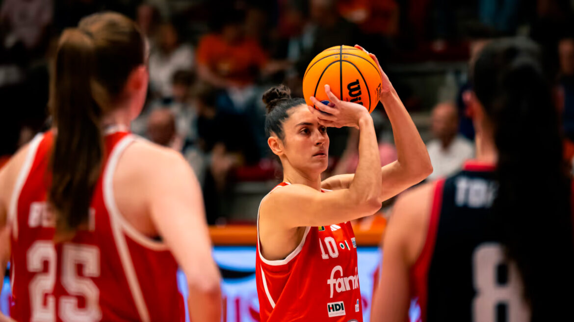 4EVA - Schio-Geas 85-43- Mestdagh e 28 assist, il Famila vola