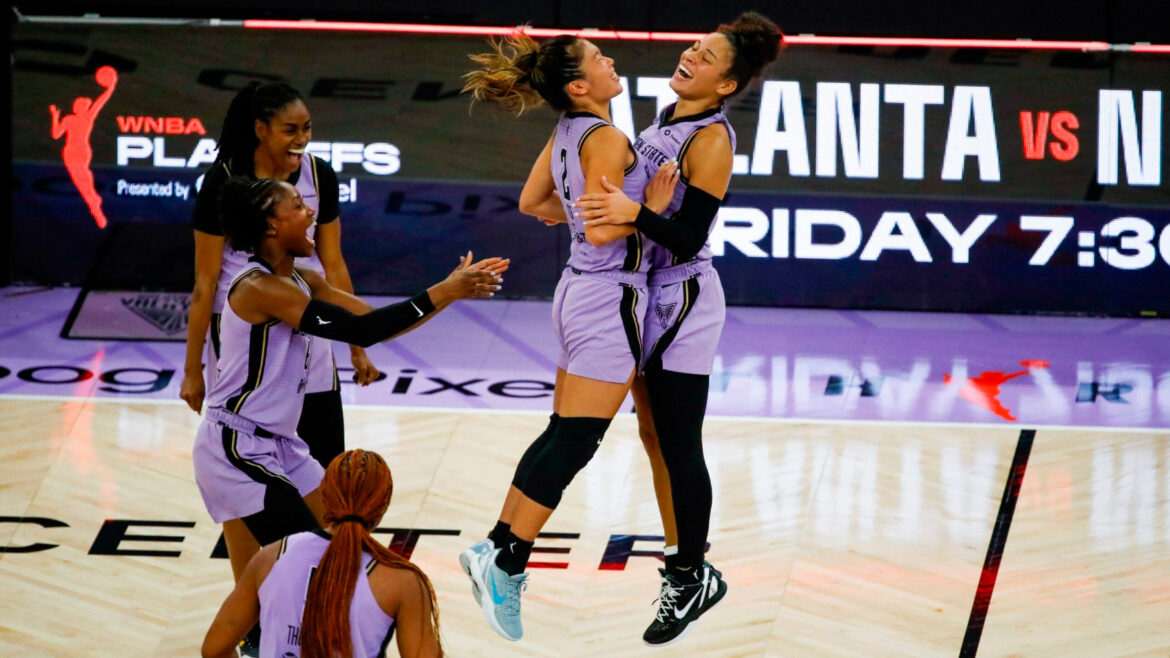 4EVA - Valkyries-Aces 83-81, Golden State a un passo dalla finale