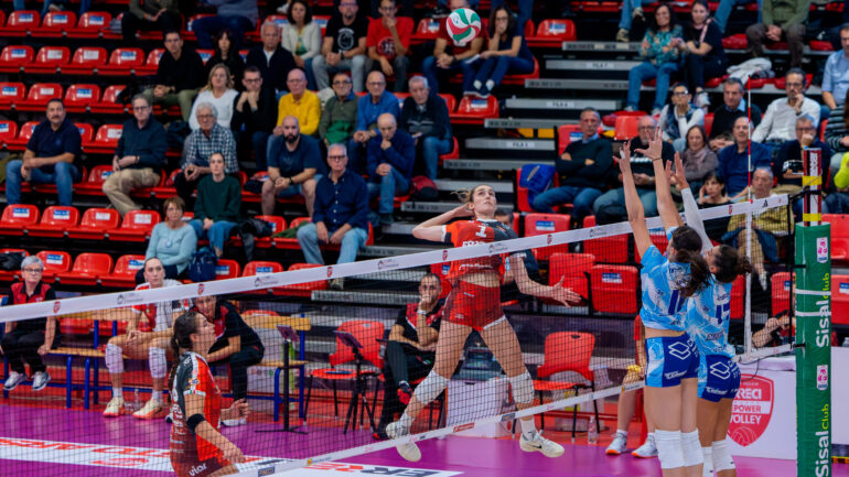 4EVA - Volley A2 femminile, 4ª giornata- Costa Volpino in vetta